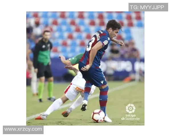 武汉足球队以85分领跑世锦赛积分榜展现强劲实力