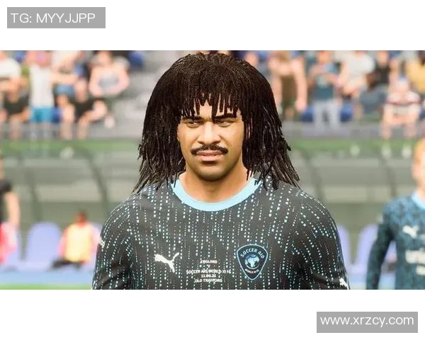 老牌足球明星重返赛场展现风采引发球迷热烈追捧 老牌足球明星重返赛场展现风采引发球迷热烈追捧